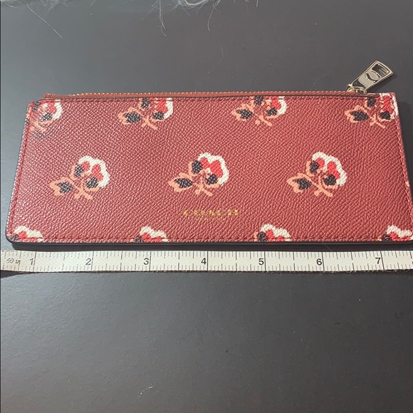 Used once! Coach wallet flowers zip - Picture 5 of 8